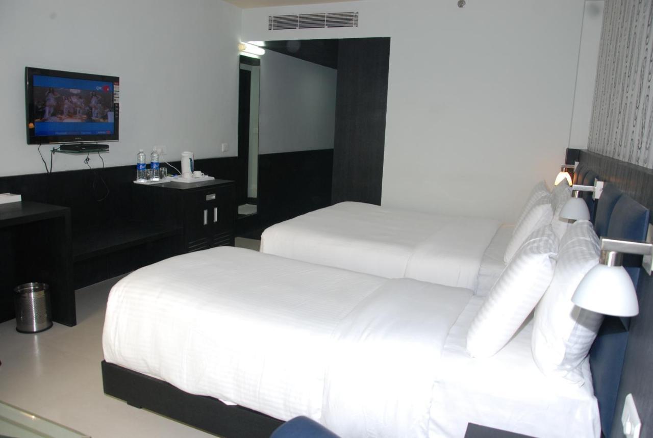 Pride Ananya Resorts Пури Стая снимка