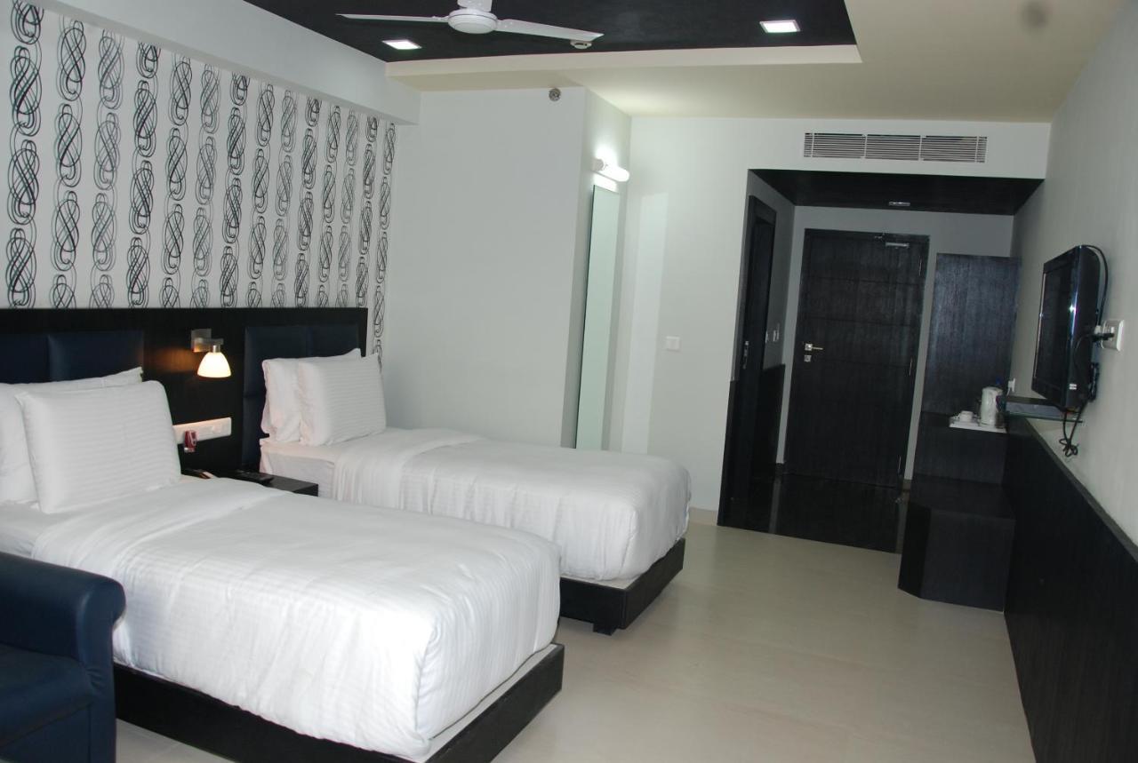 Pride Ananya Resorts Пури Стая снимка